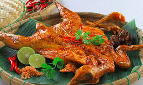 Gà tre Quế Sơn 1