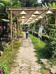 Quán ăn ven sông 1